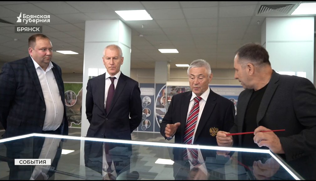 Президент Паралимпийского комитета России  посетил Дворец единоборств в Брянске