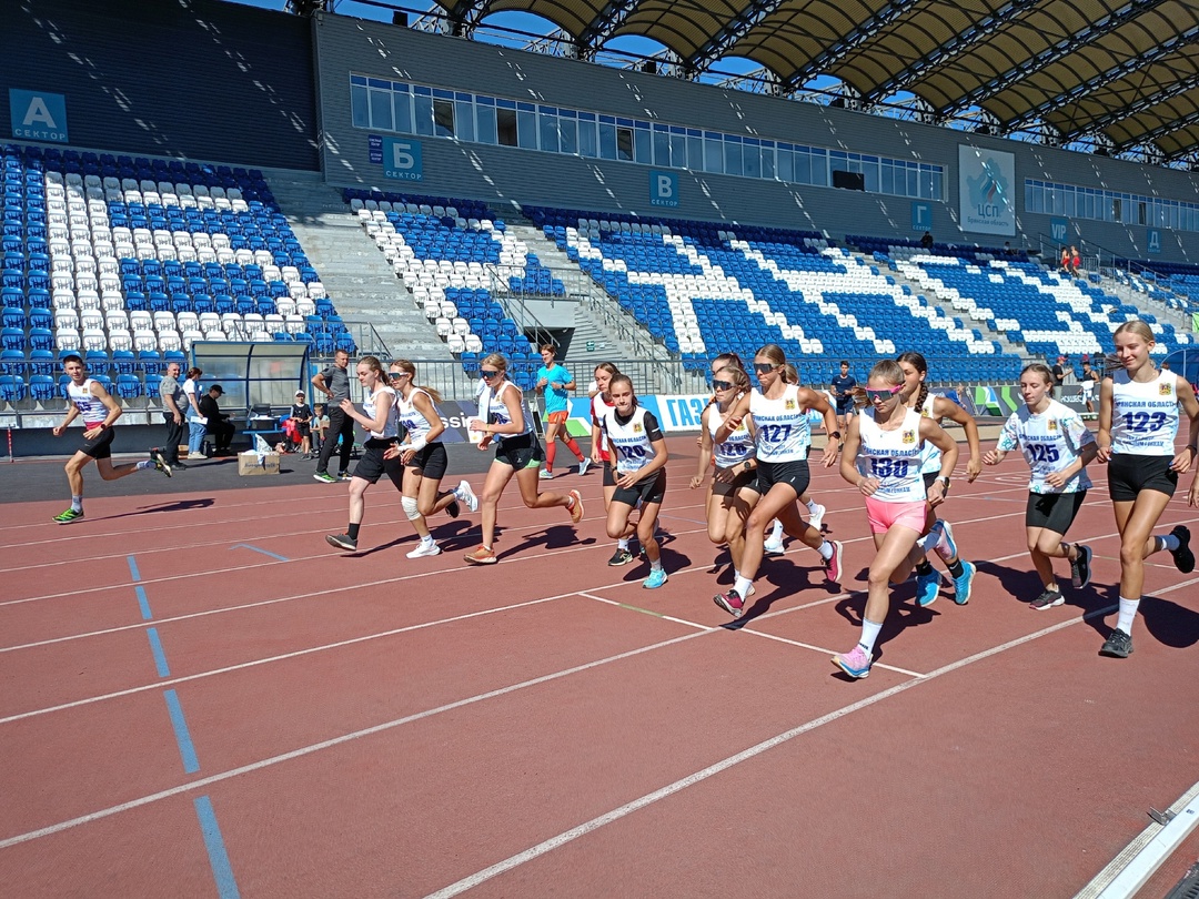 Брасовские лыжники стали участниками флешмоба и контрольной тренировки на стадионе «Десна»