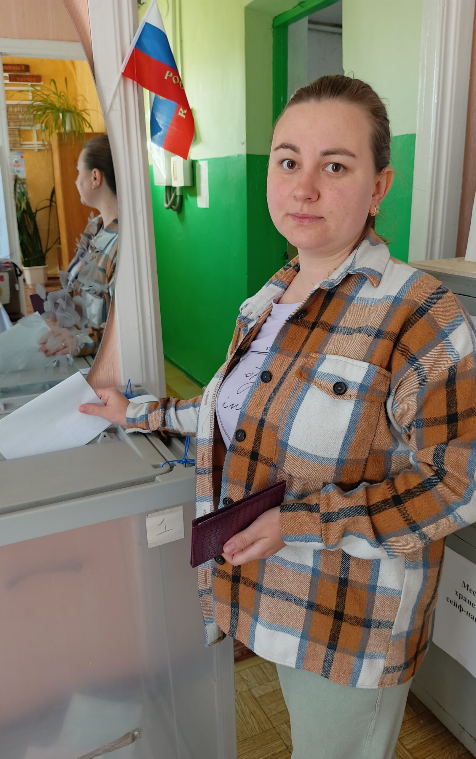 В Брасовском районе на выборах губернатора Брянщины активно голосует молодежь
