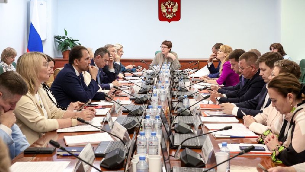 Александр Богомаз рассказал о мерах поддержки в Брянской области