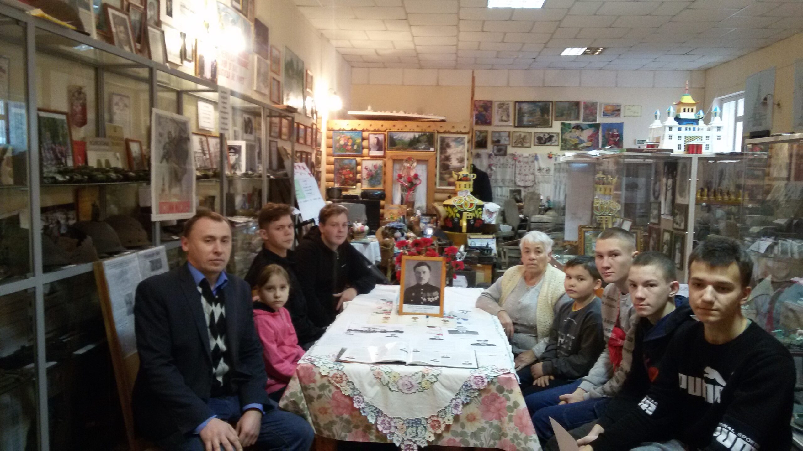 В Историко-краеведческом музее Брасовского района вспоминали участника Великой Отечественной войны, полного кавалера ордена Славы Клочкова Николая Емельяновича