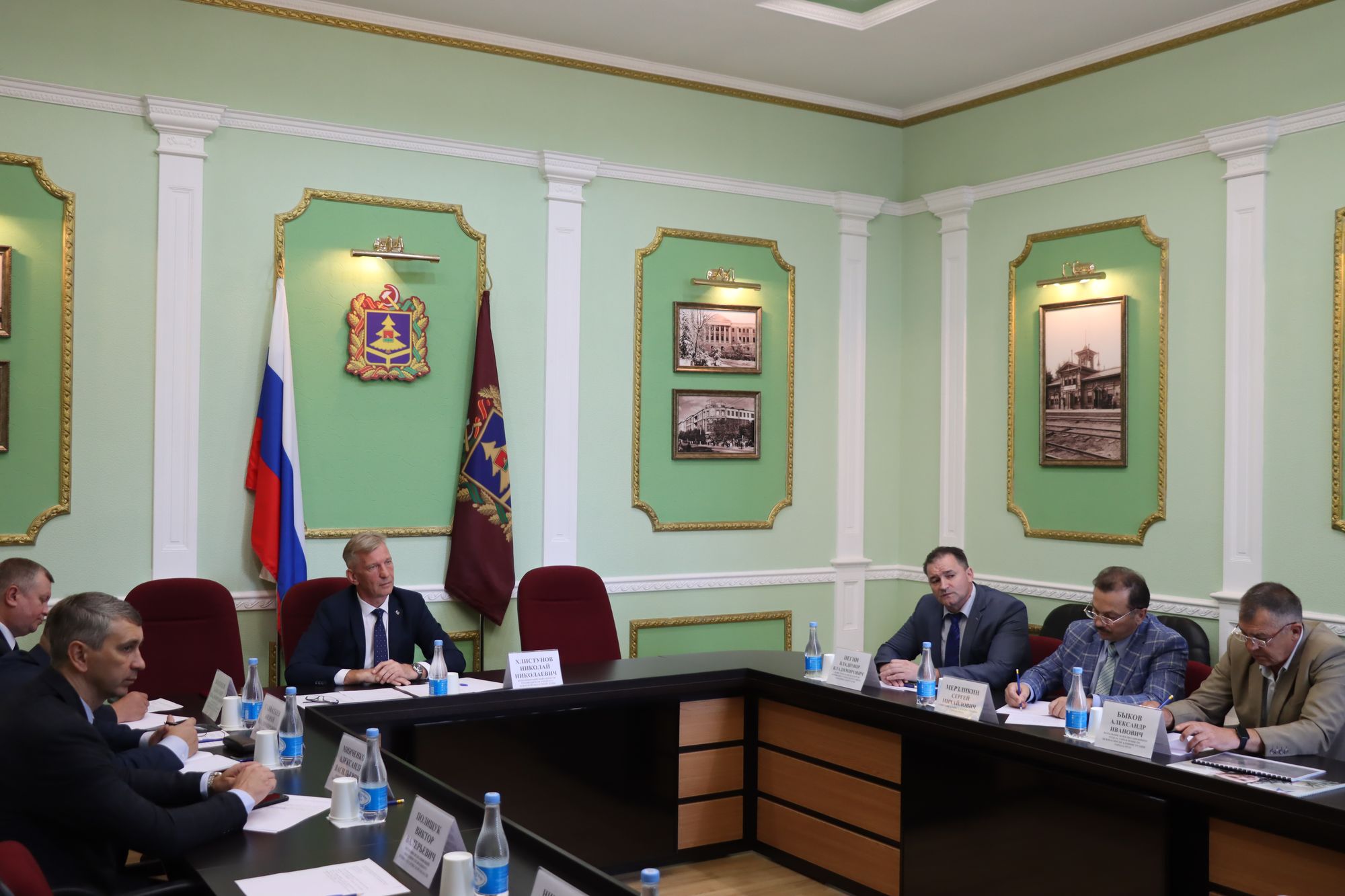 В Брянской областной Думе побывала делегация из Орловщины