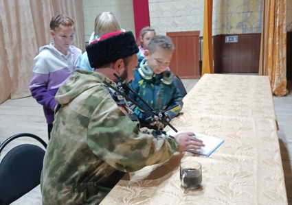 Брянский боец СВО провел урок мужества для учащихся Кокинской школы