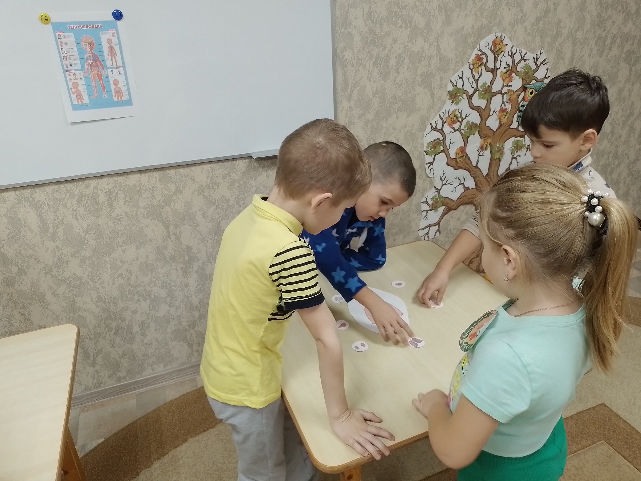 В детском саду №4 п. Локоть прошел КВН «Наше здоровье»