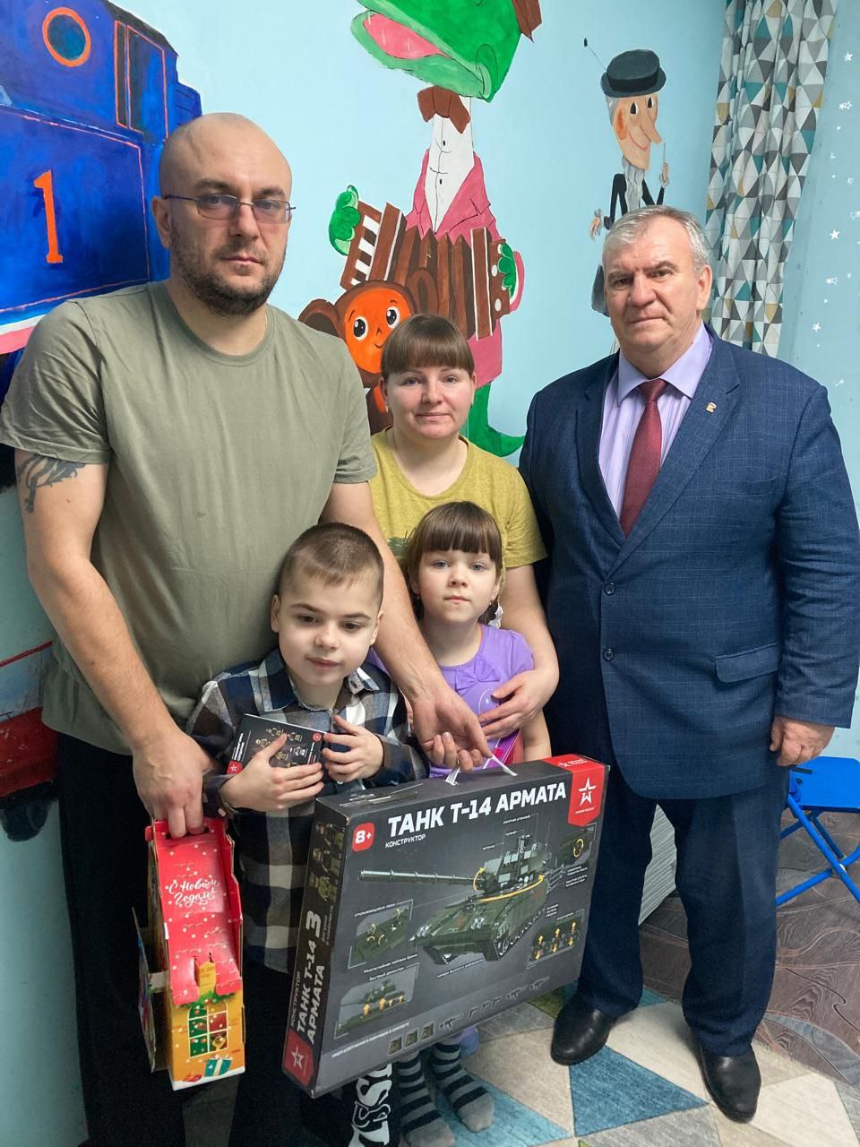 Губернатор Брянской области исполнил мечту юного мальчика из п. Локоть