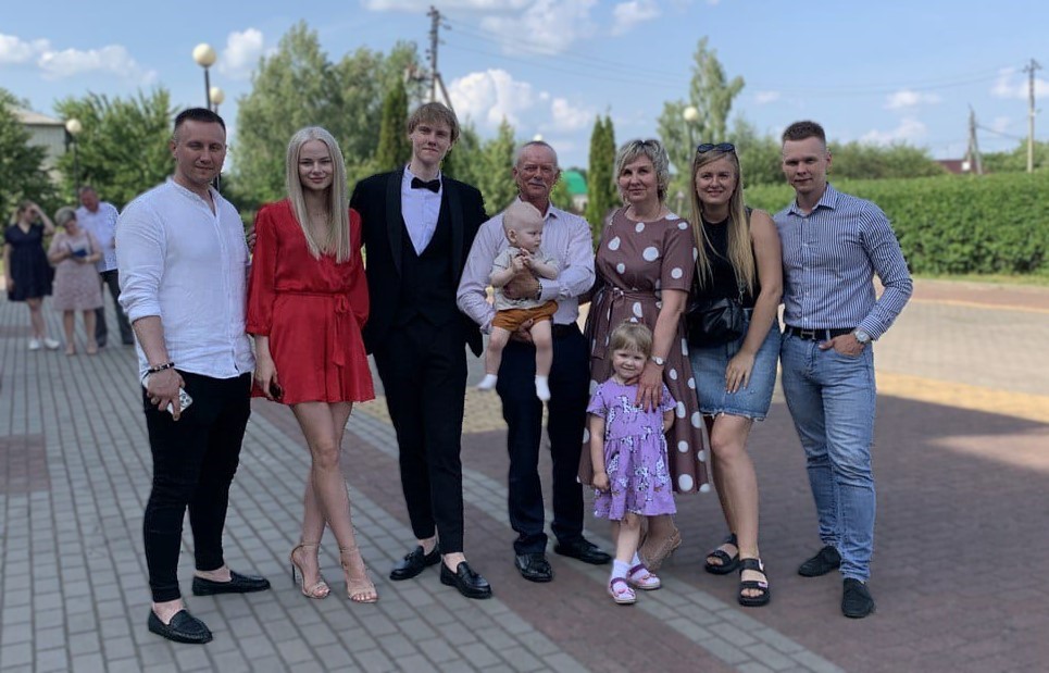 Семья Антюшиных: «Работаем для себя и во благо Родины»