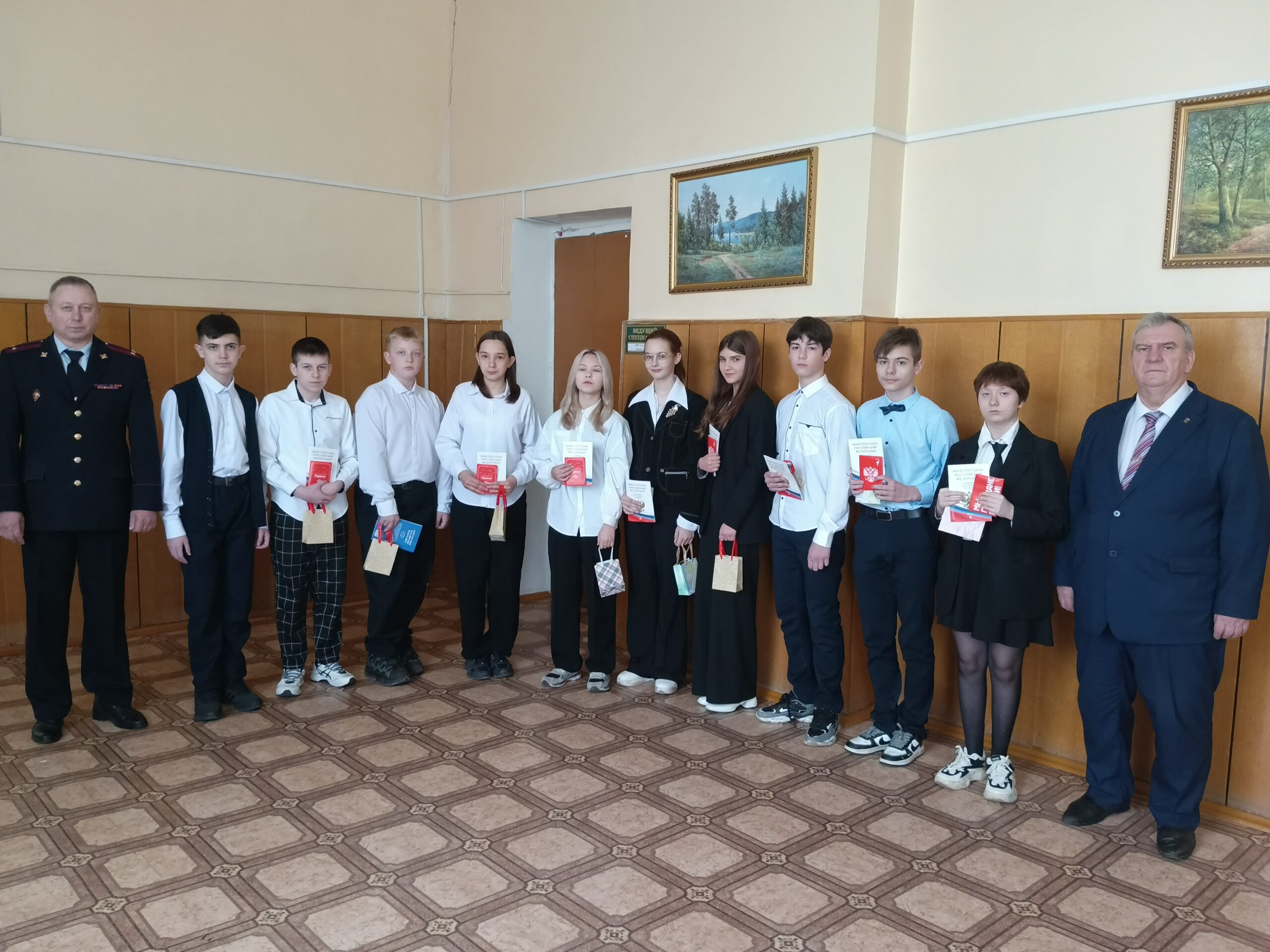 Юным брасовцам вручили паспорта гражданина Российской Федерации