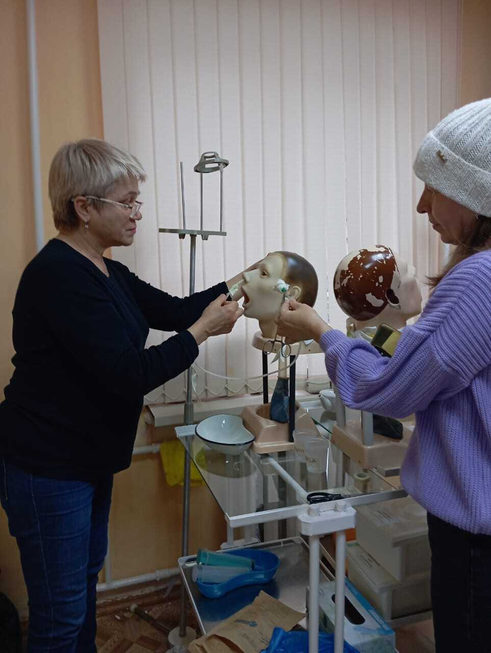 Сотрудники Комплексного центра социального обслуживания населения Брасовского района прошли обучение по специальности «помощник по уходу»