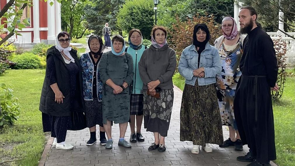 Комаричские пенсионеры совершили экскурсию в Площанскую Богородицкую Казанскую пустынь