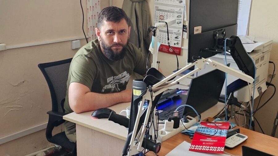 В Брасовском районе ветеран СВО Александр Новиков успешно трудится и получает образование
