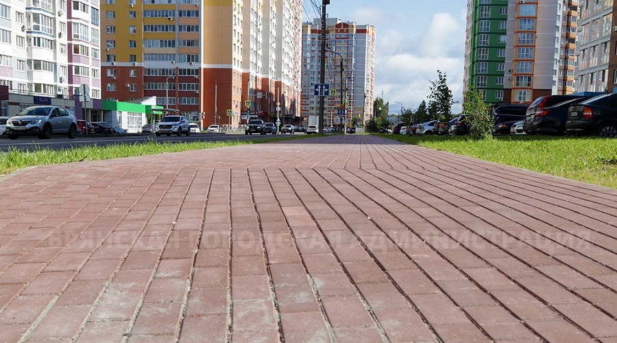 В Брянске завершился капитальный ремонт улицы Горбатова