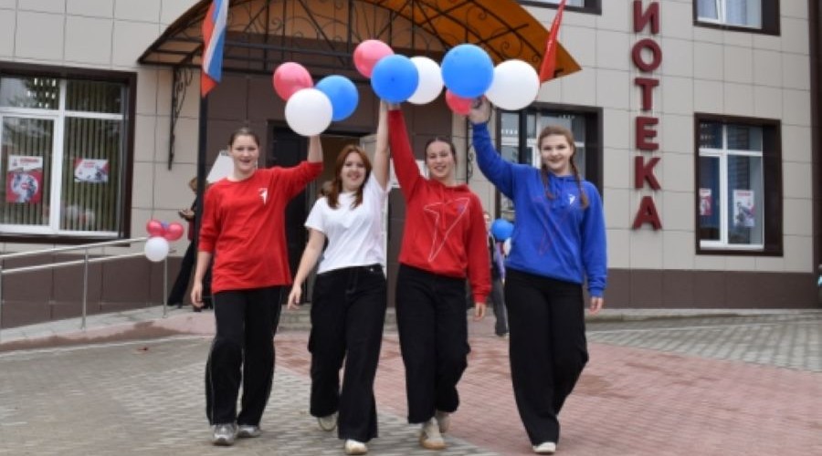 В брянской Клетне после капитального ремонта открылась межпоселенческая библиотека