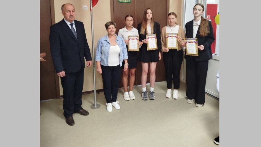 В Брасовском районе повели итоги трудовой кампании подростков