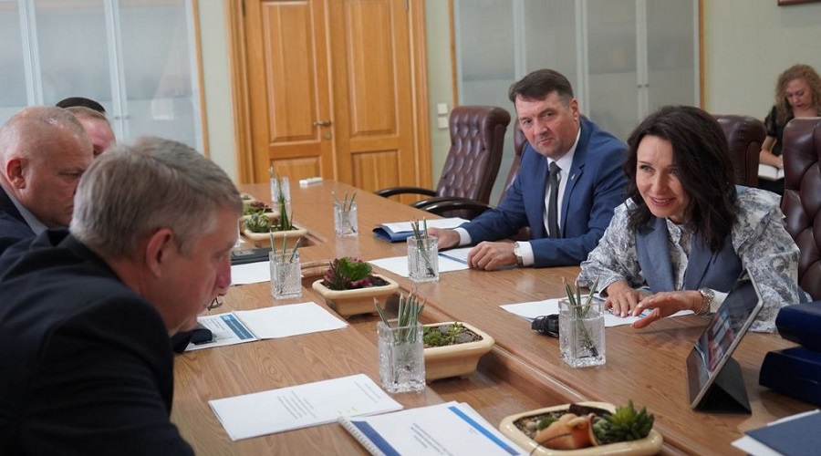 В Брянской области обсудили инвестпрограммы гарантирующего поставщика электроэнергии