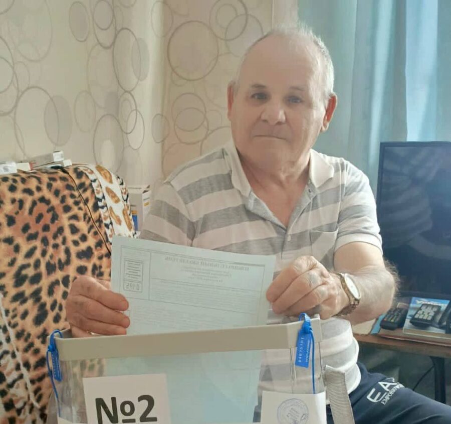 В Брасовском районе избиратели преклонного возраста голосуют на дому