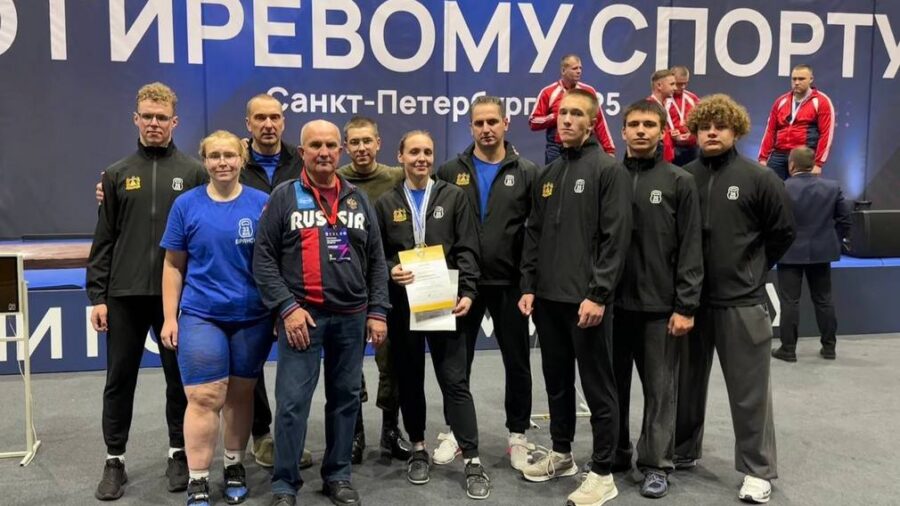 Брянские гиревики успешно выступили на Кубке России