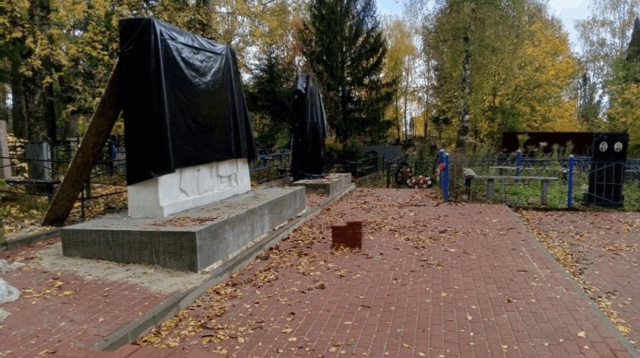В брянском посёлке Бежичи сделали площадку для посетителей воинского мемориала