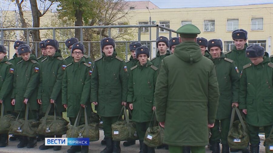 15 ноября отмечается Всероссийский день призывника