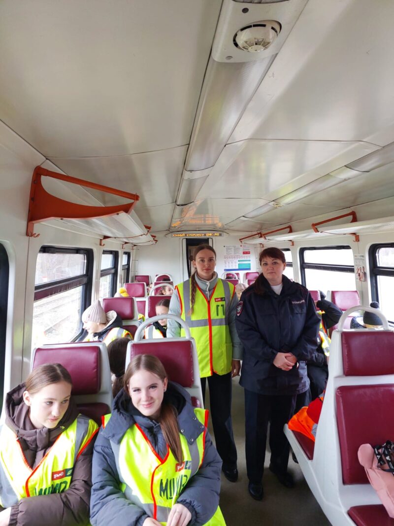 Урок безопасности на колёсах для брянских школьников