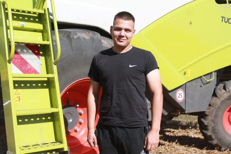 Молодой специалист Александр Ерохин вносит вклад в будущее малой родины   