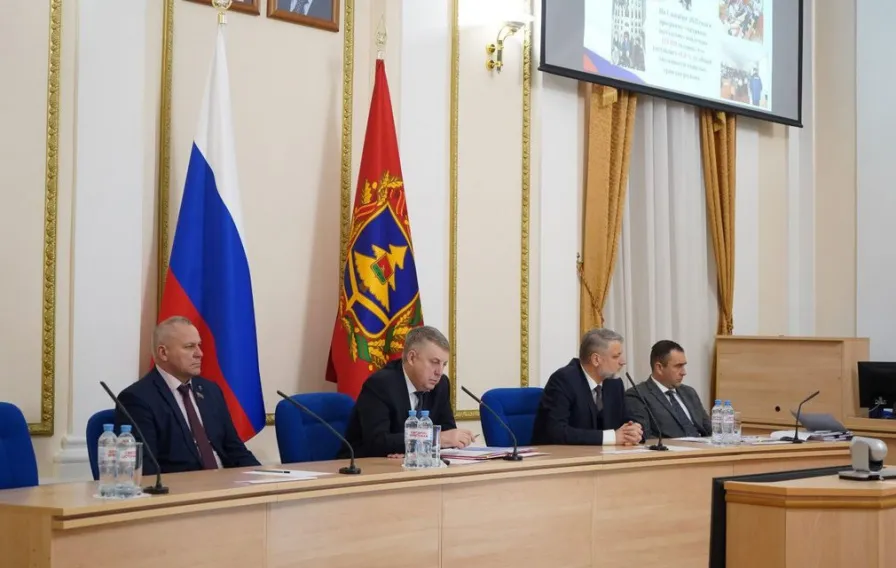 В Брянской области подвели итоги реализации национального проекта «Семья» в 2025 году