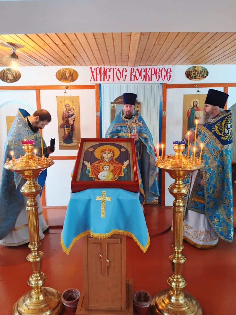 В Знаменском храме села Добрик совершено соборное Богослужение