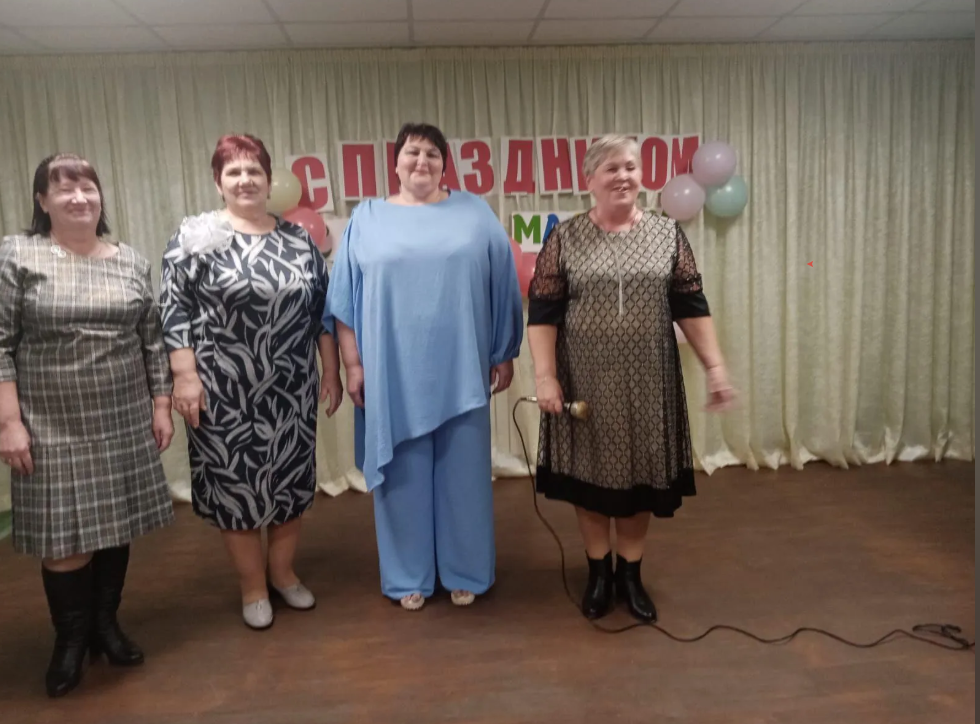 В Красненском СДК Брасовского района прошел праздничный концерт