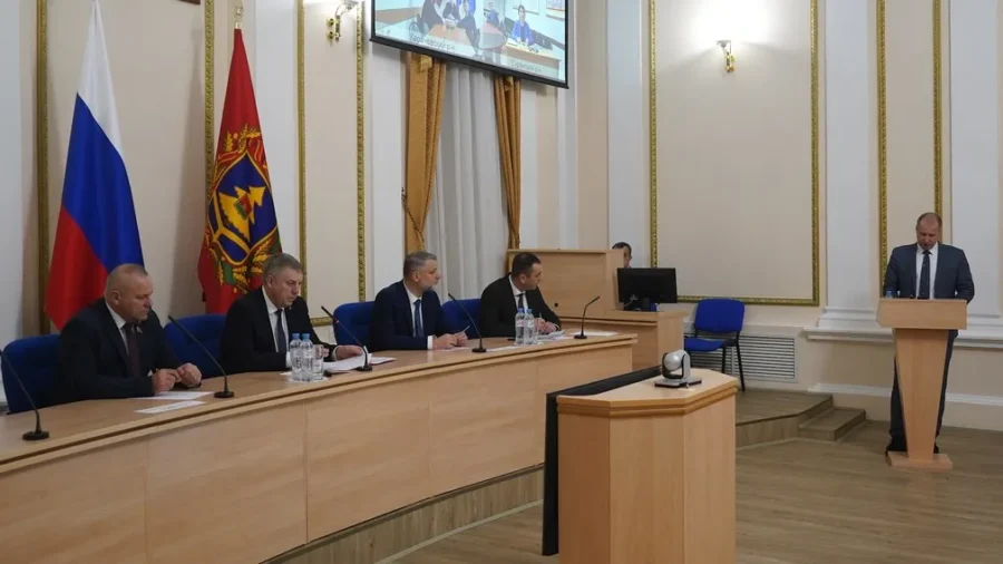 На новогодних каникулах в Брянской области проведут более 2000 спортивных мероприятий