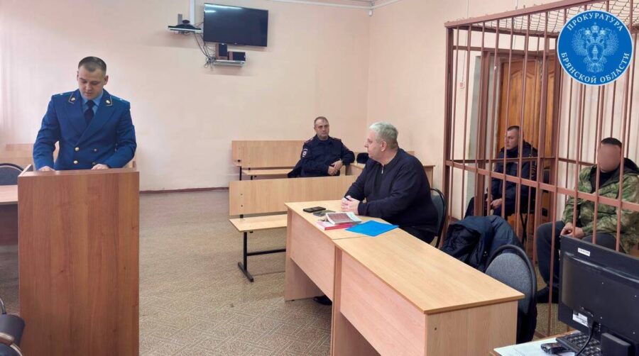 Жителя Брасовского района осудили за убийство односельчанина