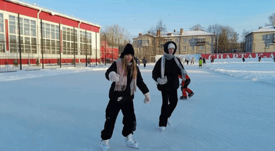 В Брянске работают 7 больших катков