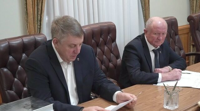 Александр Богомаз встретился с руководителем АПХ «Мираторг» Виктором Линником