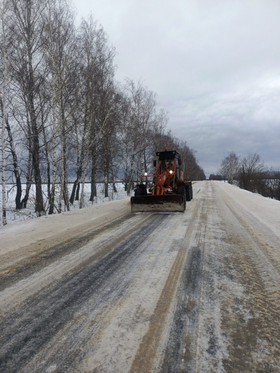 В Брянской области ликвидируют последствия снегопада