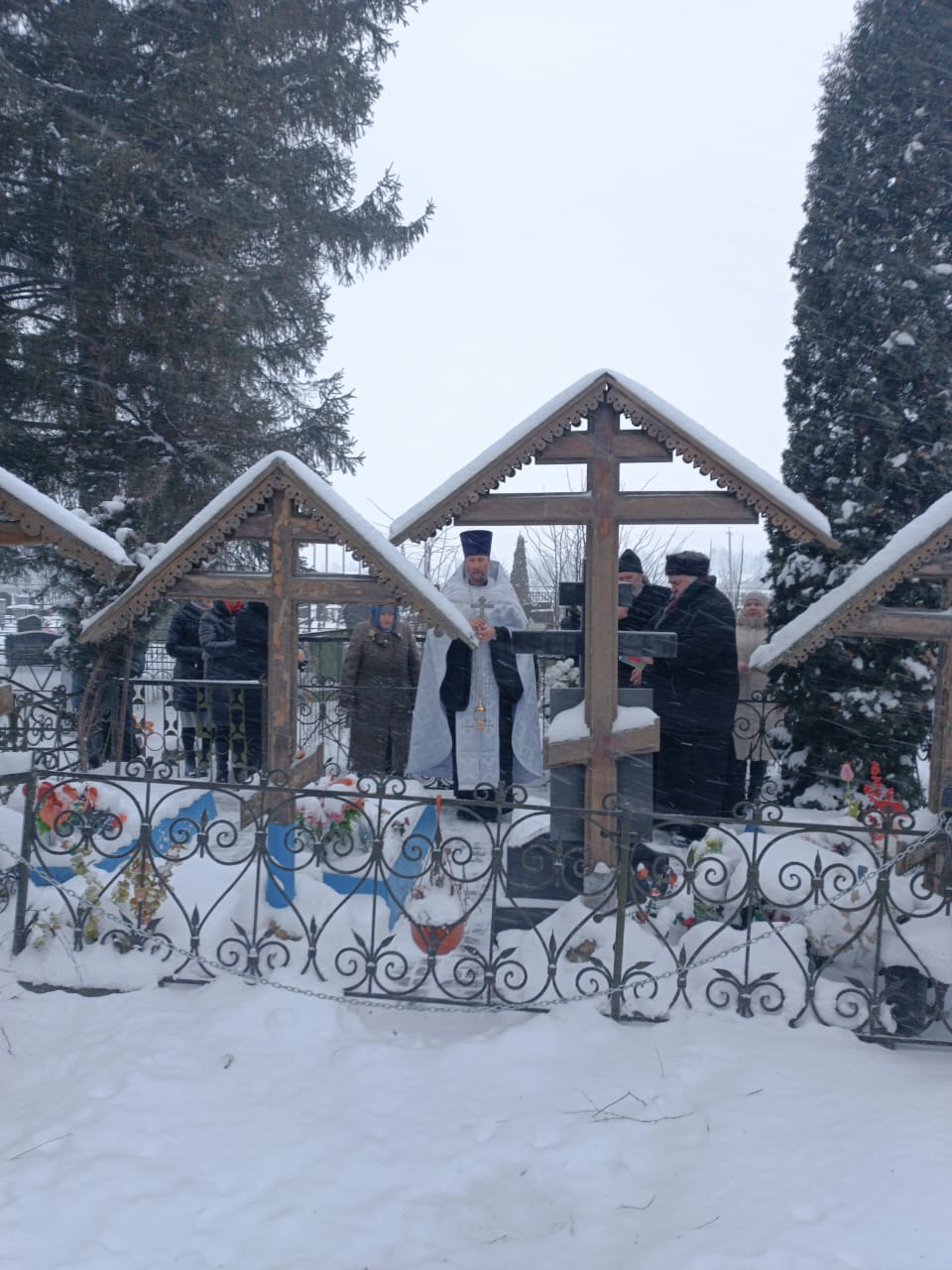 Благочинный Брасовского церковного округа совершил панихиду по старцу Мелетию (Демину)