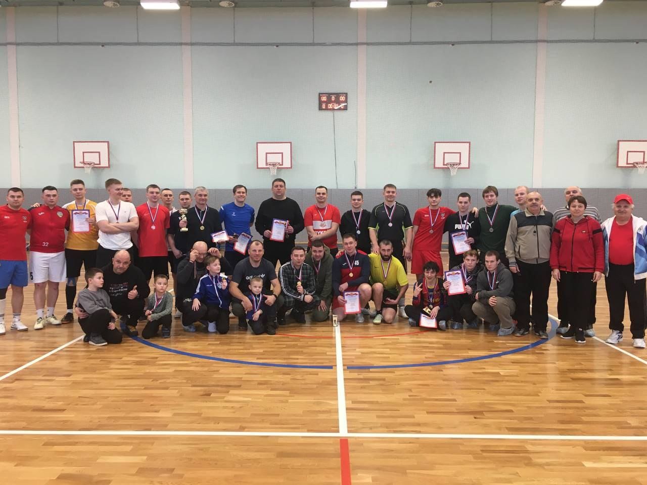 В Брасовском районе прошел новогодний турнир по мини-футболу