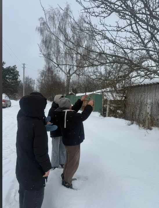 Брасовские ребята приняли участие в акции «Покормите птиц зимой»