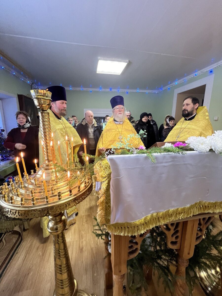 В храме Василия Великого села Брасово совершено соборное богослужение