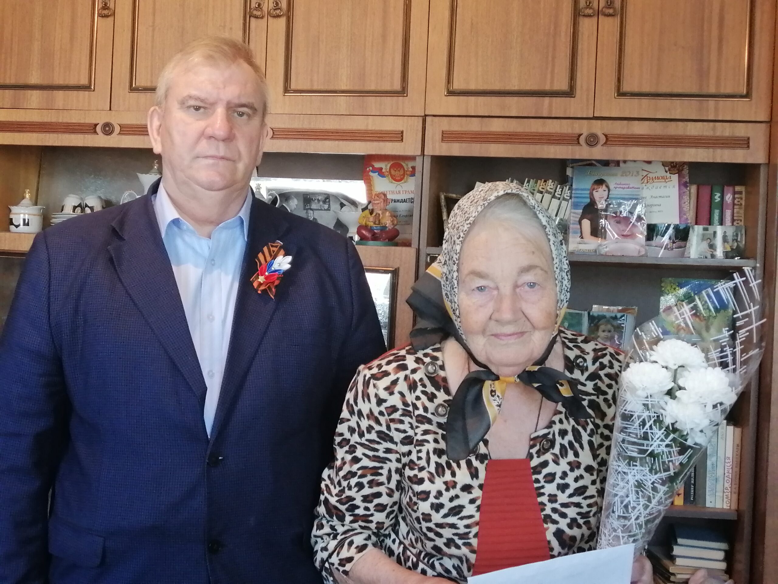 В Брасовском районе с 89-летием поздравили бывшего несовершеннолетнего узника фашизма