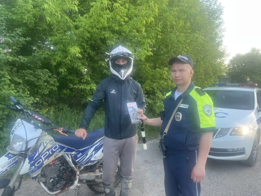 Автоинспекторы МО МВД России «Навлинский» провели профилактические мероприятия