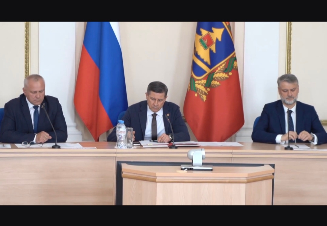 Егор Ковальчук провёл заседание Правительства Брянской области