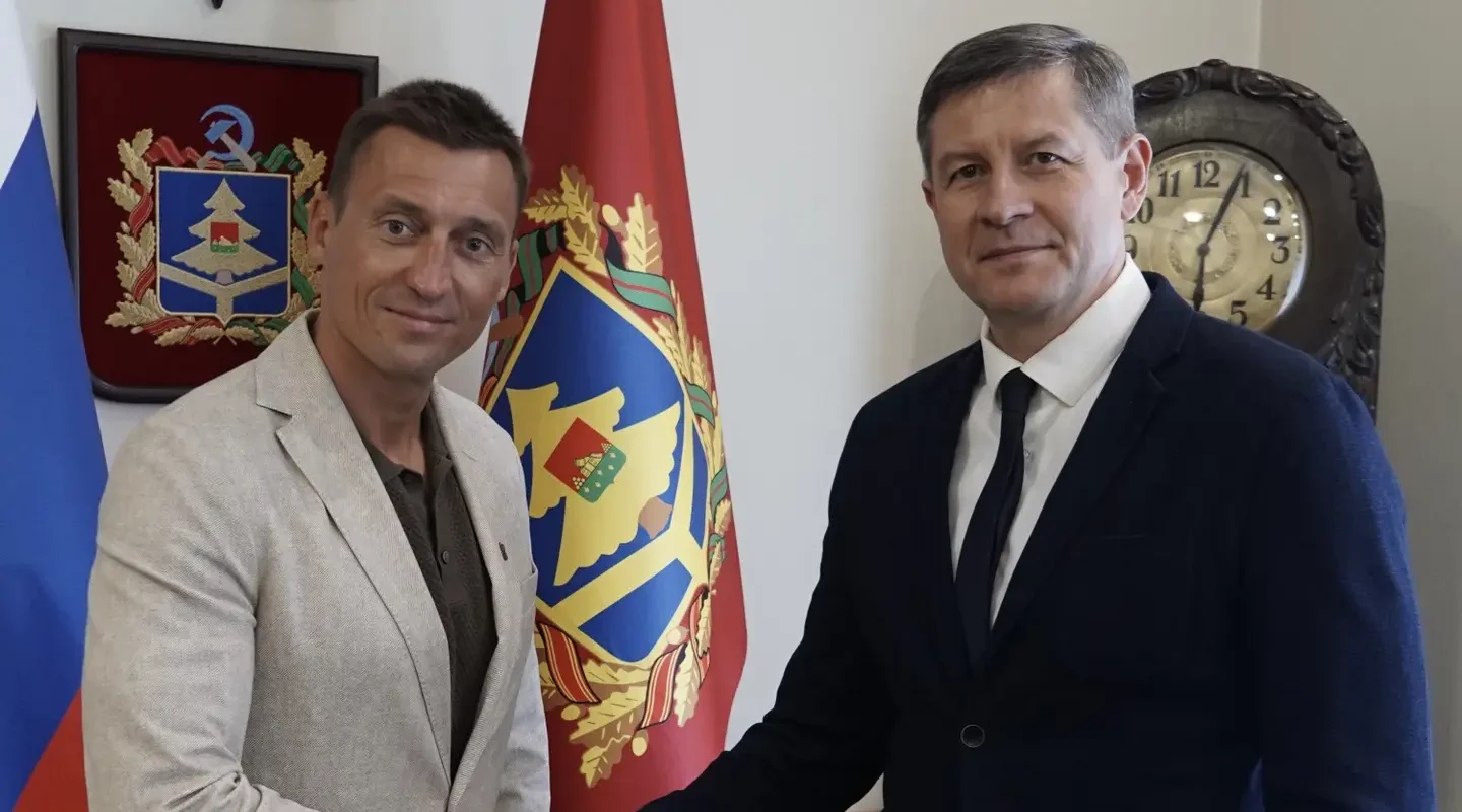 Егор Ковальчук с Александром Легковым обсудили развитие на Брянщине лыжного спорта