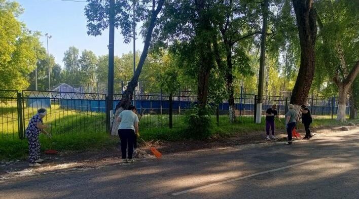 В Брасовском районе сегодня прошли мероприятия по благоустройству
