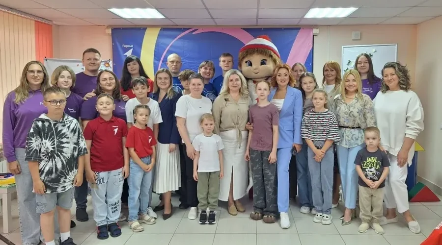 Для брянских семей с детьми организовали «Ромашковый турнир»