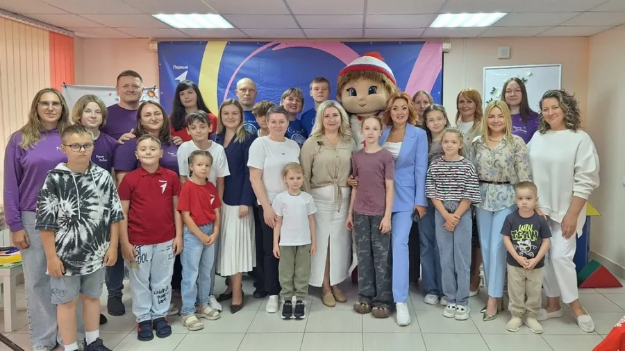 Для брянских семей с детьми организовали «Ромашковый турнир»
