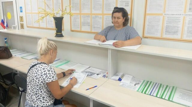 Локотчанка направила часть средств государственной поддержки на обучение сына в автошколе