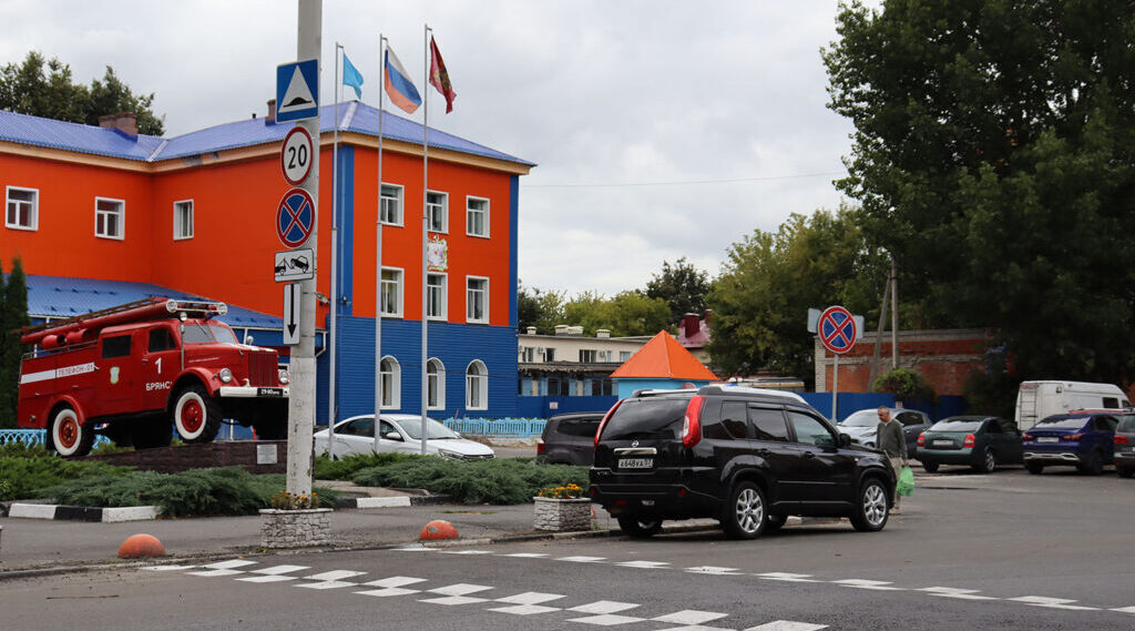 В Брянске на улице Советской завершают капитальный ремонт дороги