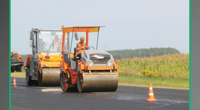 На Брянщине для ремонта дорог используют особо прочный асфальтобетон