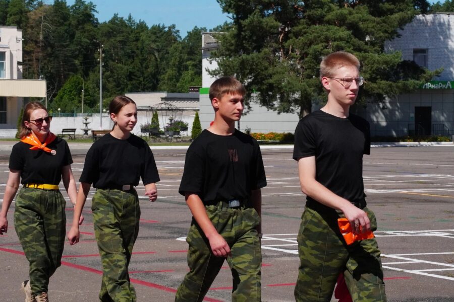 Брасовская семья Королевых участвовала в региональном этапе игры «Семейная зарница»
