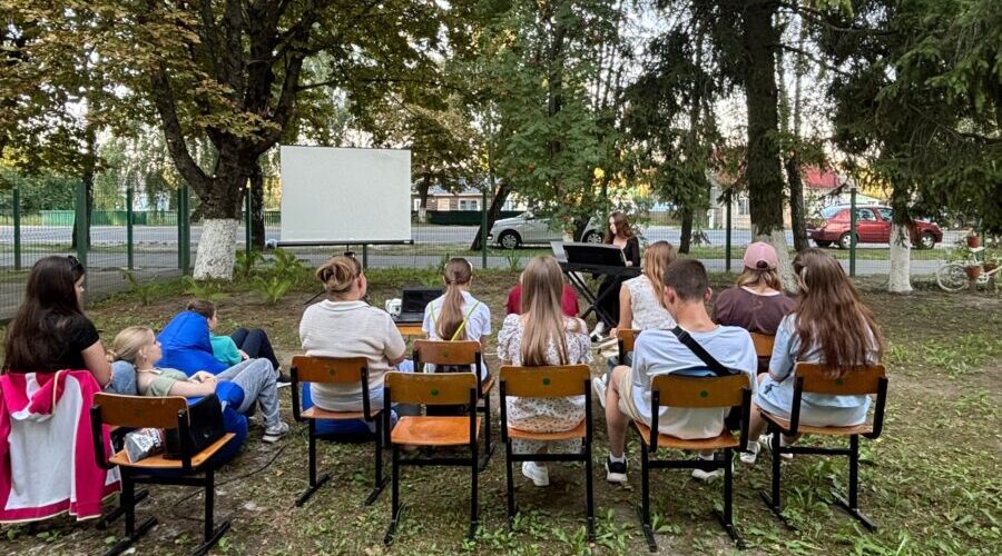 Активисты местного отделения «Движения Первых»  собрались на вечер «Флаг в моей судьбе»