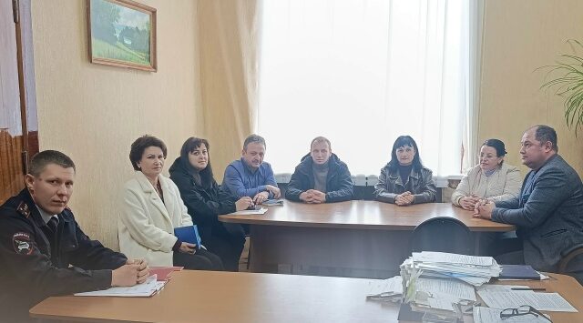 В администрации Брасовского района состоялось заседание муниципальной комиссии