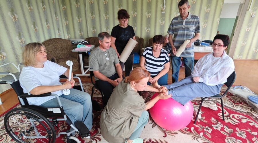 В школе ухода СДУ КЦСОН района прошло очередное обучение по оказанию помощникам по уходу